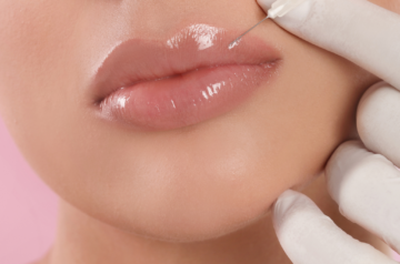 Labios bonitos e aspecto natural